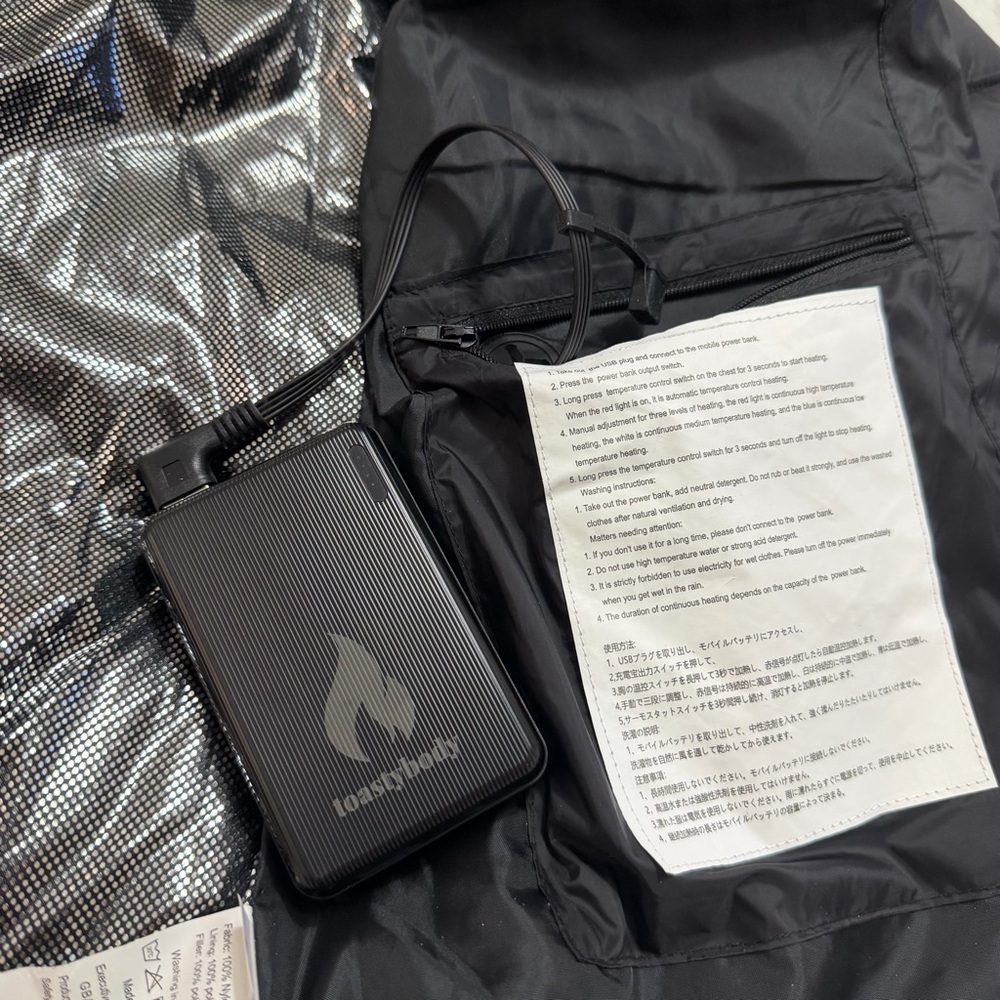 Toasty Body Heated Puffer Jacket Size Large with Power Bank - Picture 9 of 10
